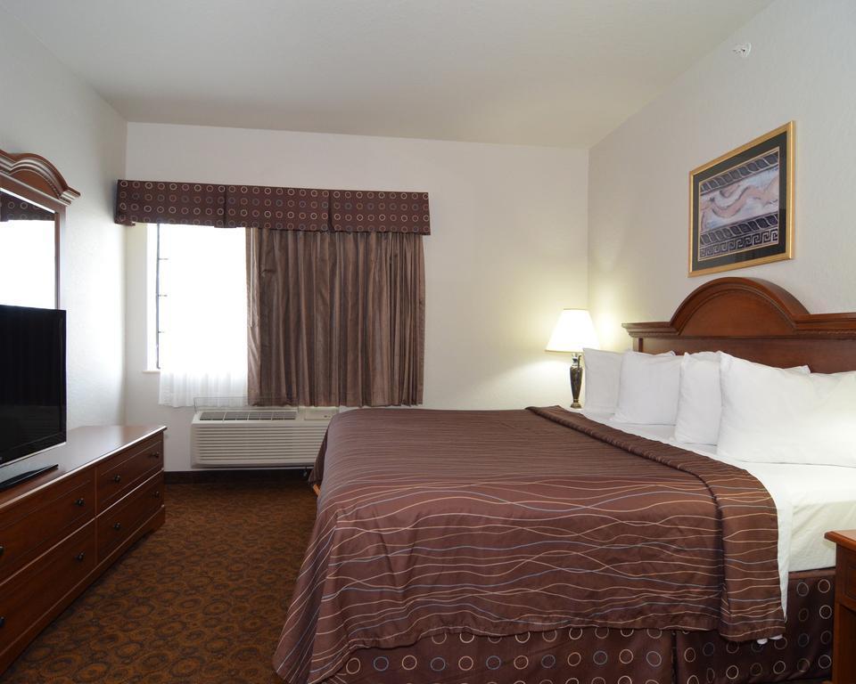 Quality Suites Сан-Антонио Номер фото